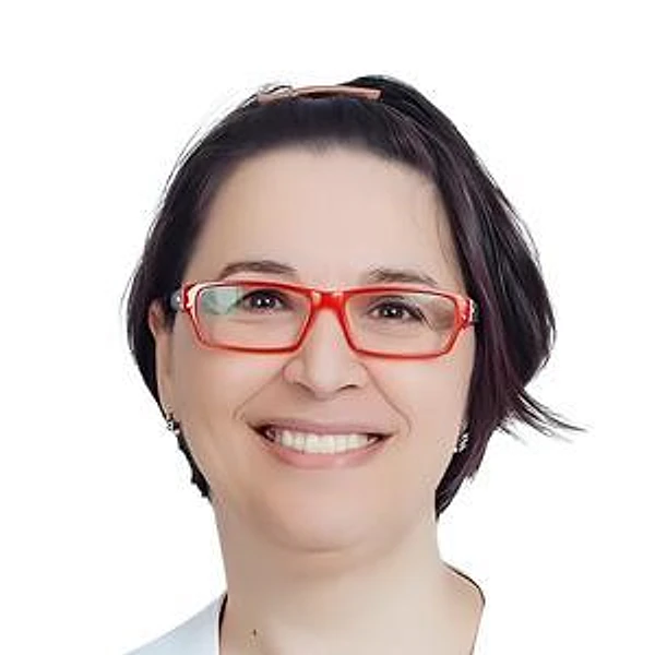 Астахова Анастасия Юрьевна — Стоматолог, Владивосток