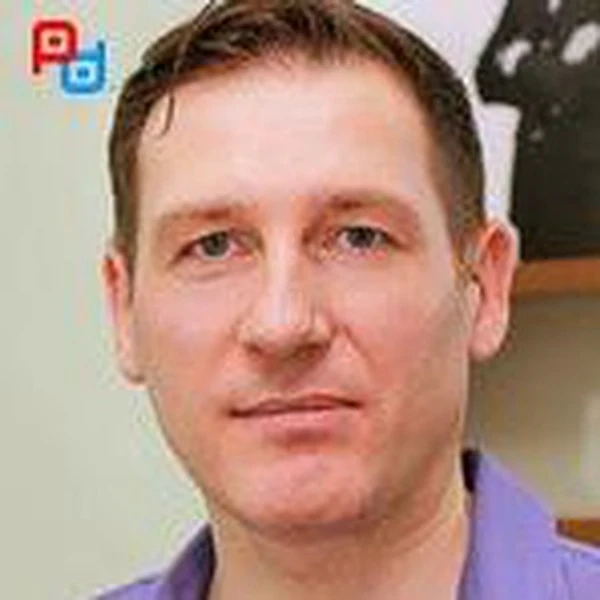 Кругляков Василий Владимирович — Стоматолог, Владивосток