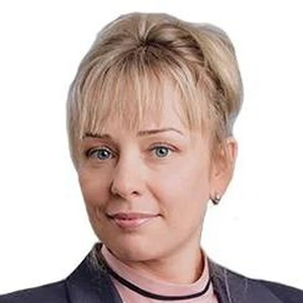 Строганова Ирина Вячеславовна — Стоматолог-гигиенист, Владивосток