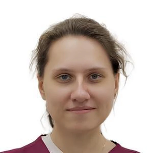 Суровицкая Анастасия Евгеньевна — Стоматолог-хирург, Москва