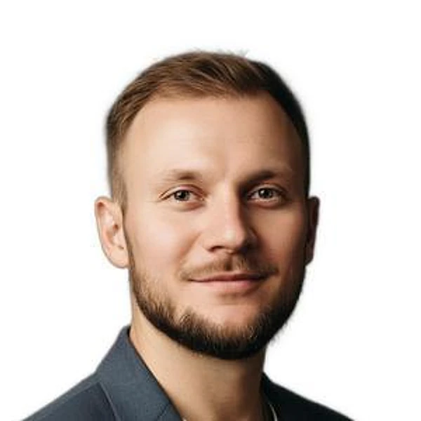 Каменских Денис Александрович — Стоматолог-хирург, Стоматолог-имплантолог, Санкт-Петербург
