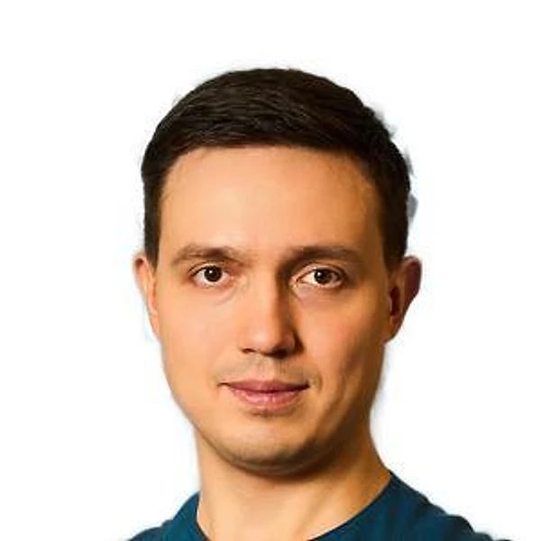 Ханбиков Булат Наилевич — Стоматолог-имплантолог, Казань