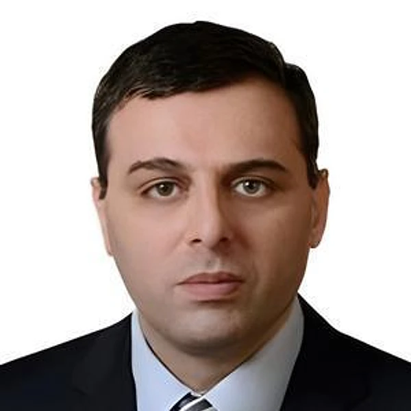 Алексанян Гарик Гагикович — Кардиохирург, Москва