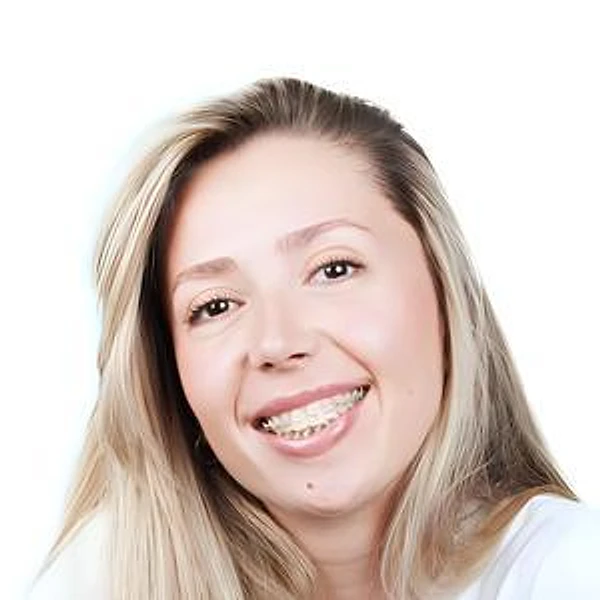 Зиновьева Дана Алексеевна — Пародонтолог, Стоматолог-хирург, Москва