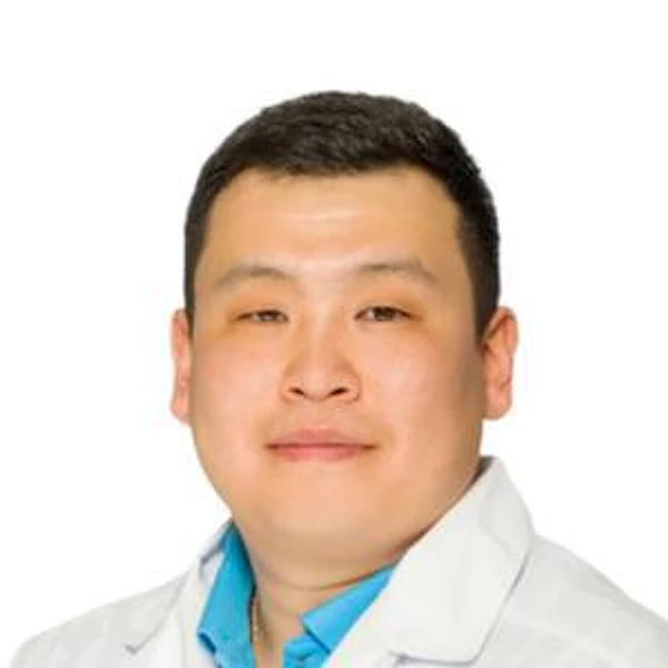Чурюмов Вячеслав Эдуардович — Стоматолог-ортопед, Волгоград