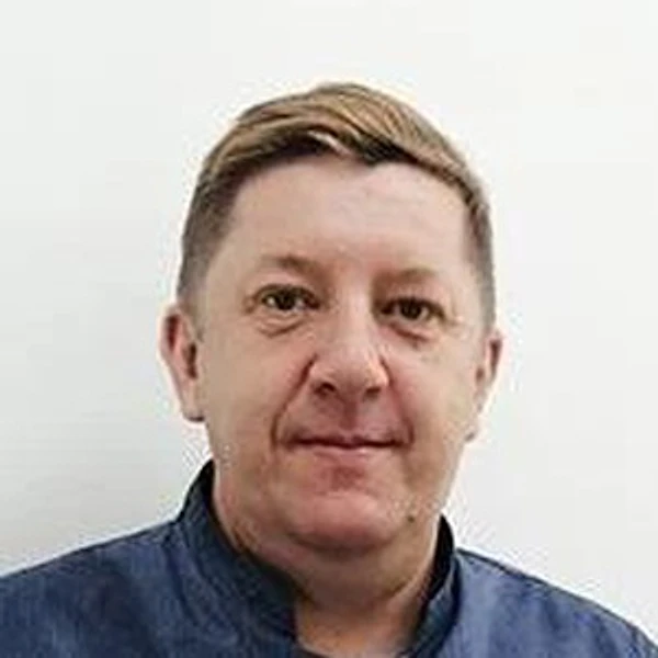 Патеев Эдуард Мухтарович — Стоматолог-хирург, Пенза