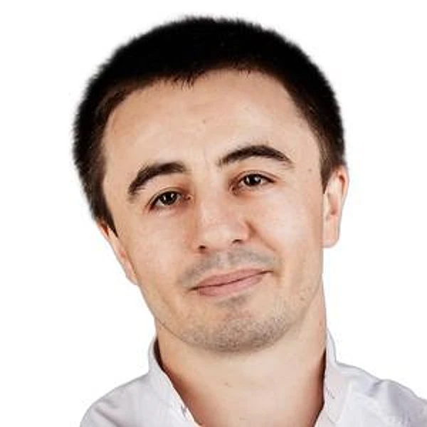 Бургуев Садык Исмайевич — Стоматолог-хирург, Стоматолог-имплантолог, Москва