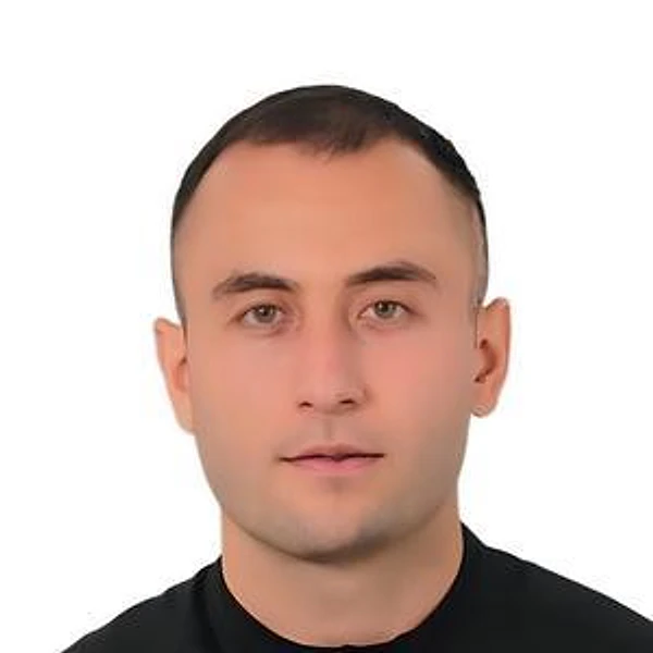 Базиев Азамат Алиевич — Стоматолог-ортодонт, Москва