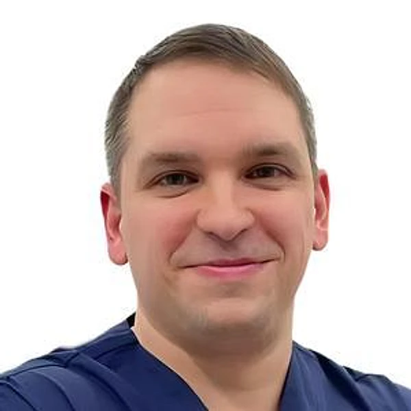 Хащенко Станислав Сергеевич — Стоматолог-имплантолог, Стоматолог-хирург, Москва