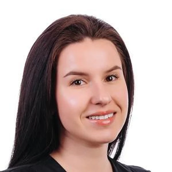 Иванишкина Полина Дмитриевна — Стоматолог, Керчь