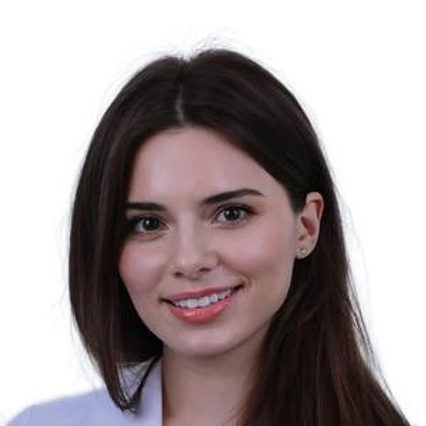 Юшина Софья Евгеньевна — Стоматолог, Москва