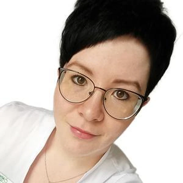 Устинова Екатерина Владимировна — Хирург, Абдоминальный хирург, Красноярск