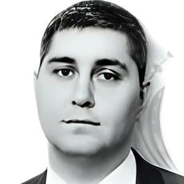 Вартабедян Арсен Ваганович — Стоматолог, Стоматолог-имплантолог, Стоматолог-ортопед, Стоматолог-хирург, Новороссийск
