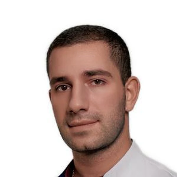 Убилава Давид Сергоевич — Стоматолог-хирург, Стоматолог-имплантолог, Санкт-Петербург