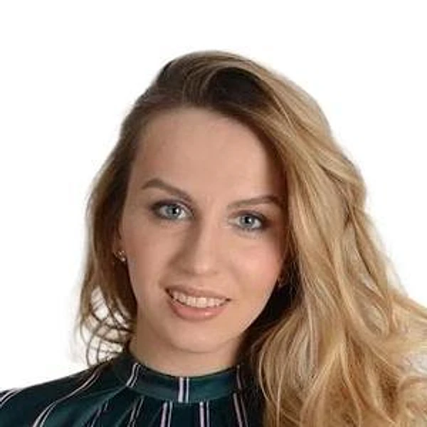 Денисова Анна Дмитриевна — Стоматолог-хирург, Детский стоматолог, Стоматолог, Санкт-Петербург