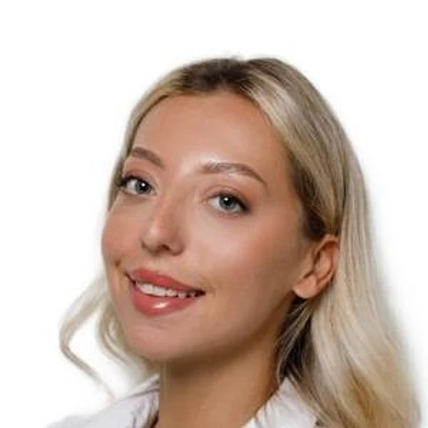 Рамазанова Диана Эрнаровна — Стоматолог, Самара