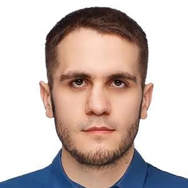 Магомедсултанов Ахмед Исаевич — Нейрохирург, Москва