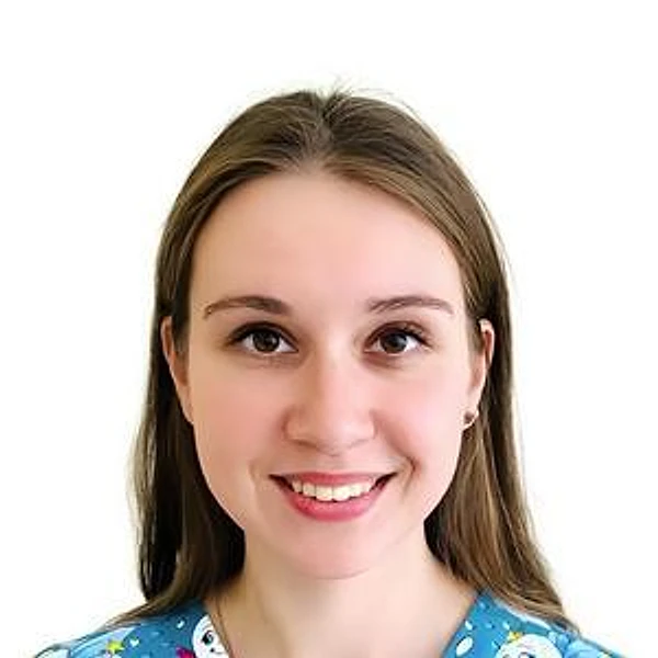 Петриченко Анастасия Андреевна — Стоматолог-хирург, Москва