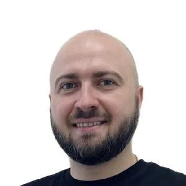 Мирошниченко Павел Олегович — Стоматолог, Темрюк