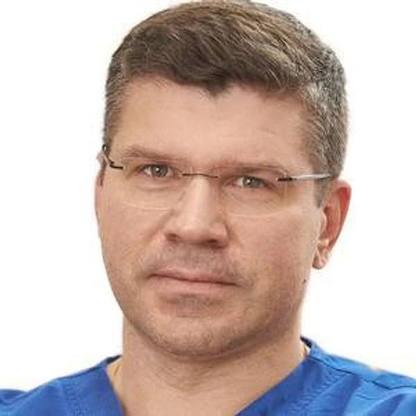 Ушаков Алексей Александрович — Хирург, Пластический хирург, Екатеринбург