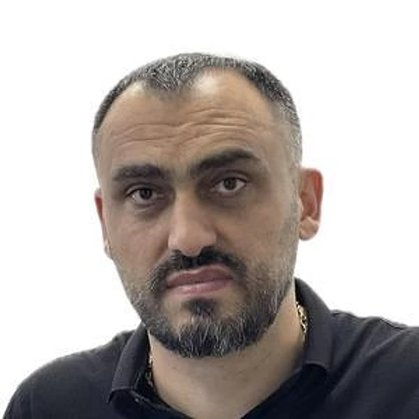 Амирханян Аршалуйс Егиазарович — Стоматолог-ортопед, Стоматолог, Анапа