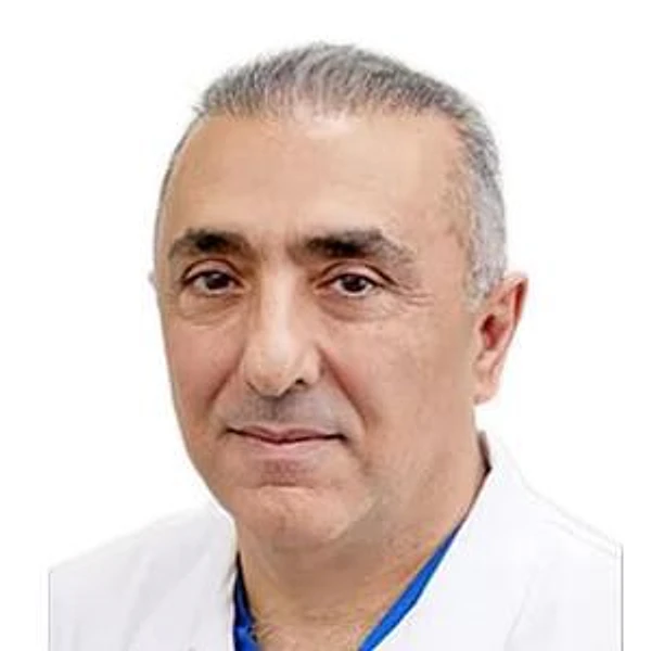 Торосян Ашот Гарушевич — Пластический хирург, Краснодар