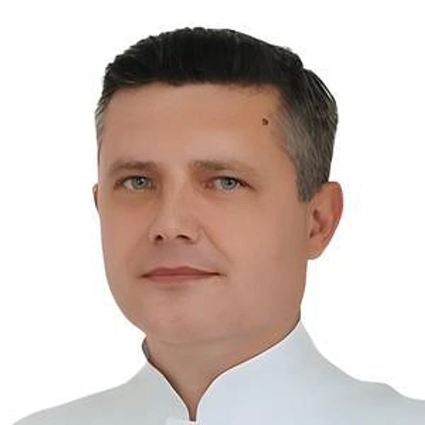 Ядрихинский Артемий Валерьевич — Хирург, Истра