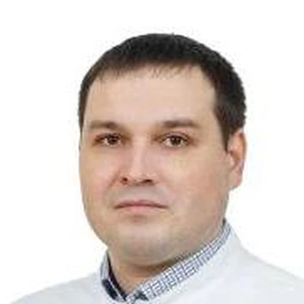 Сулейманов Ренат Наелевич — Хирург, Ялуторовск