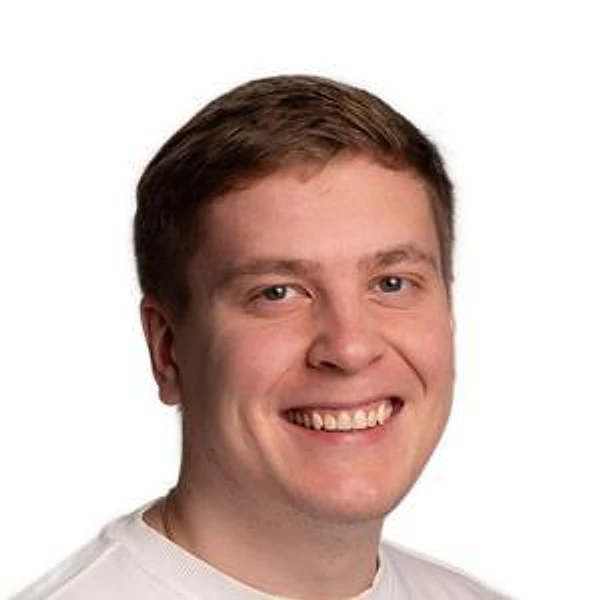 Игнатченко Артем Олегович — Стоматолог-хирург, Саров