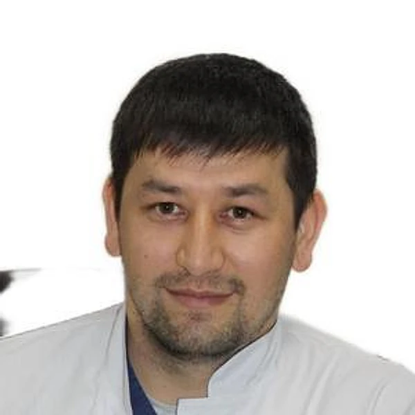 Ораков Артур Нурмахамбетович — Сосудистый хирург (ангиохирург), Пятигорск