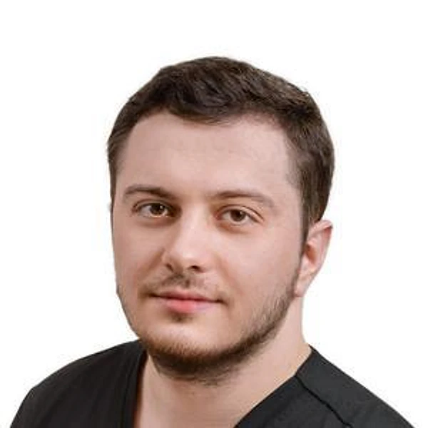 Чалдырян Роман Русланович — Стоматолог-имплантолог, Стоматолог, Стоматолог-хирург, Рязань