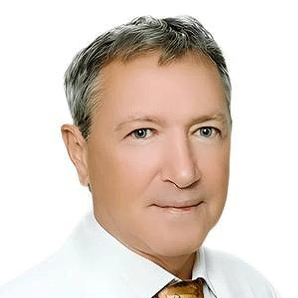 Кабаков Евгений Эдуардович — Гинеколог, Гинеколог-хирург, Екатеринбург