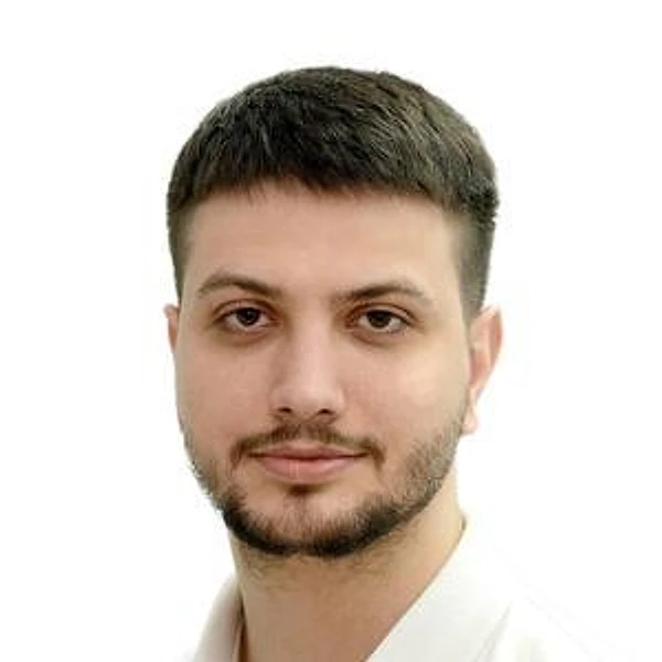 Малахов Роман Михайлович — Стоматолог-хирург, Москва