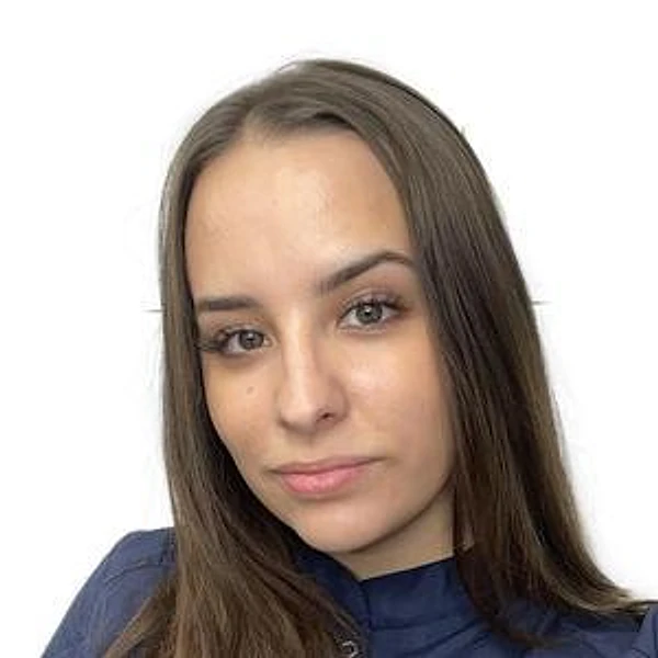 Савенкова Алина Игоревна — Стоматолог, Красноярск