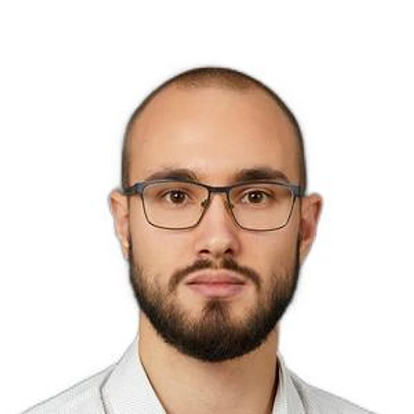 Казаков Илья Евгеньевич — Стоматолог-ортопед, Москва