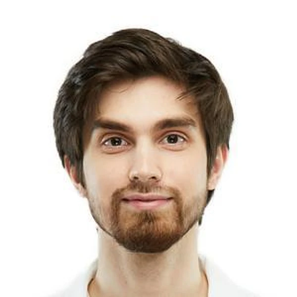 Сутюшев Ринат Маратович — Офтальмолог (окулист), Санкт-Петербург