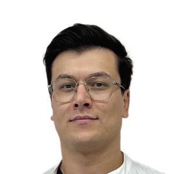 Худжаев Шохин Салохидинович — Хирург, Хабаровск
