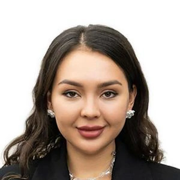 Столярова Диана Андриановна — Пластический хирург, Чебоксары