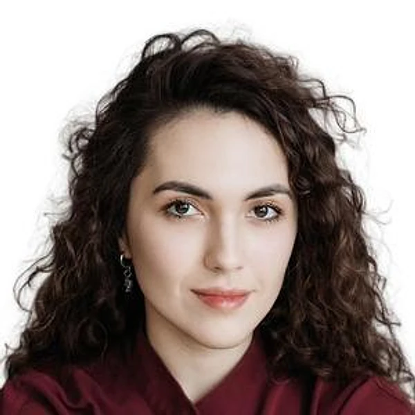 Сайтбагина Яна Риваловна — Стоматолог-хирург, Омск