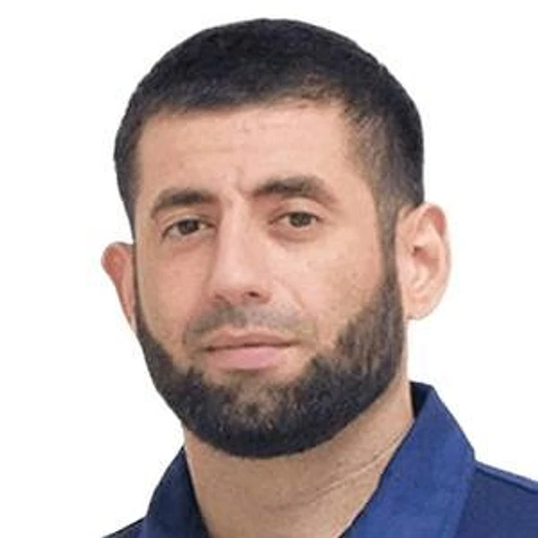 Кусиев Магомед Шапаевич — Стоматолог, Грозный