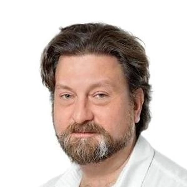 Туманов Илья Анатольевич — Стоматолог-имплантолог, Стоматолог-хирург, Челюстно-лицевой хирург, Екатеринбург