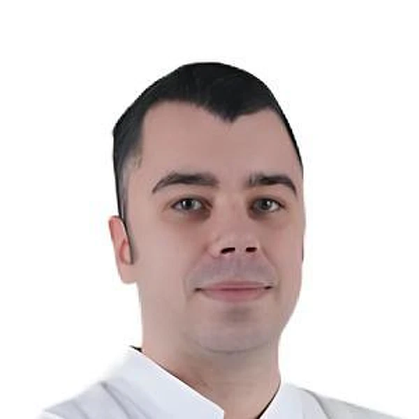 Корсуненко Максим Альбертович — Стоматолог, Стоматолог-хирург, Санкт-Петербург
