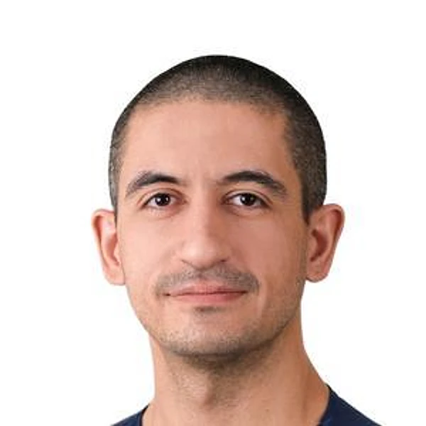 Байрамалиев Мурад Махирович — Челюстно-лицевой хирург, Онколог, Стоматолог-имплантолог, Стоматолог-хирург, Омск