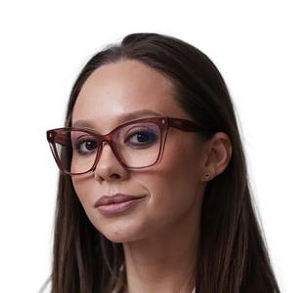 Белова Ксения Александровна — Сосудистый хирург (ангиохирург), Флеболог, Санкт-Петербург