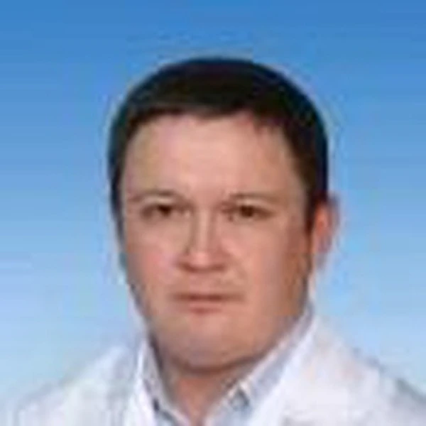 Сарваров Денис Анасович — Офтальмолог-хирург, Офтальмолог (окулист), Пермь