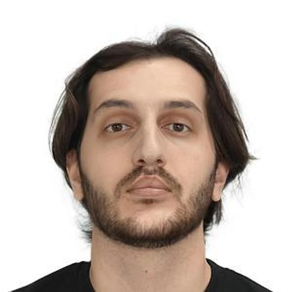 Вагидов Арслан Владимирович — Стоматолог-имплантолог, Стоматолог-хирург, Тюмень