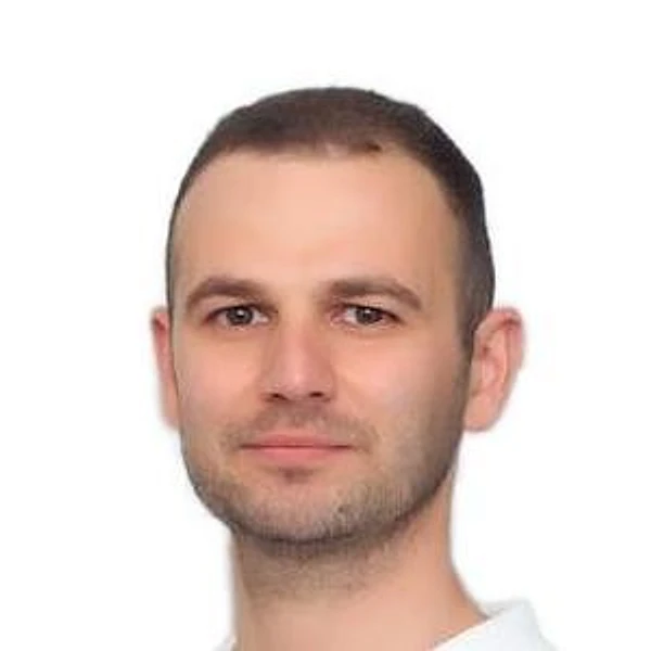 Ломачинский Владимир Валерьевич — Стоматолог-ортопед, Стоматолог-имплантолог, Стоматолог-хирург, Санкт-Петербург