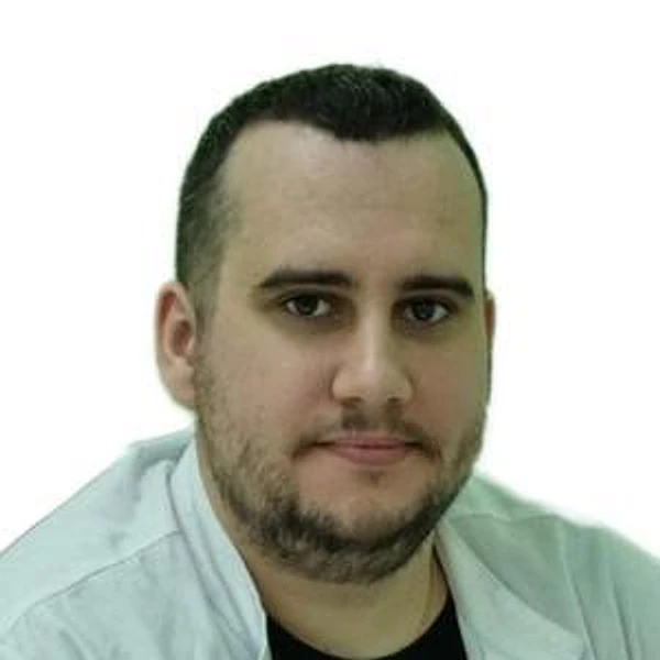 Толочко Дмитрий Денисович — Травматолог, Ортопед, Хабаровск