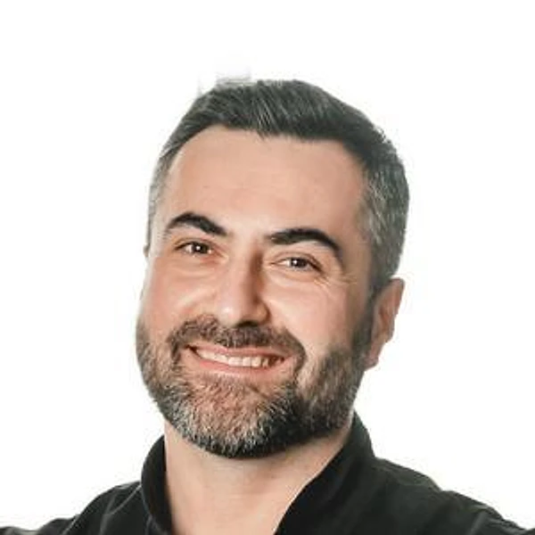 Дадашов Эльчин Ниязиевич — Стоматолог-хирург, Стоматолог, Стоматолог-имплантолог, Стоматолог-ортопед, Москва