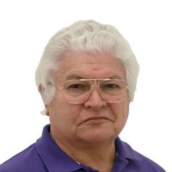 Ушаков Рафаэль Васильевич — Стоматолог-хирург, Москва